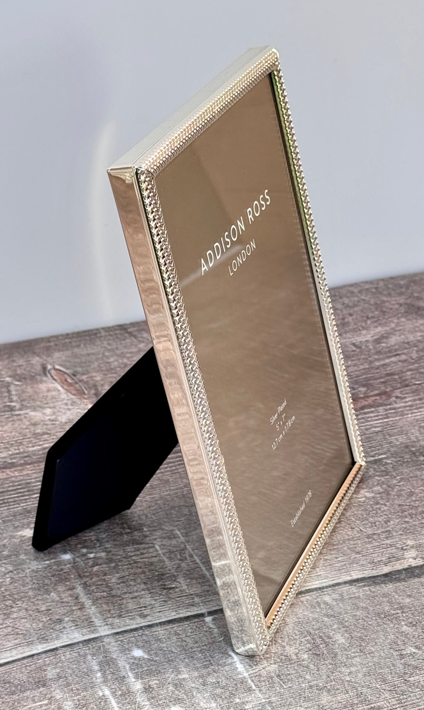 Addison Ross Silver Plated Diagonal Patterned Photo Frame 5’ x 7’