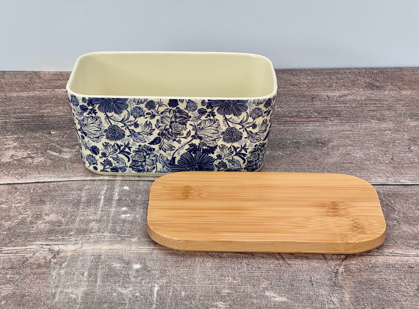 Scandi Home Blue Flower Patterned Butter Dish with Wooden Lid