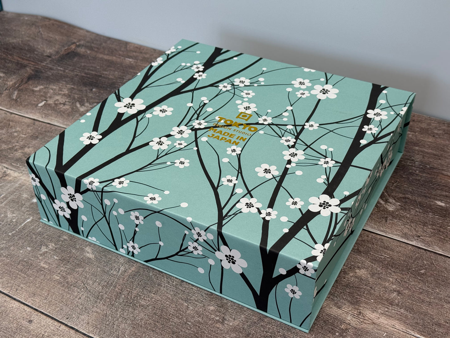 Tokyo Design Studio Set of 4 Turquoise Flower Patterned Bowls, 12.5cm