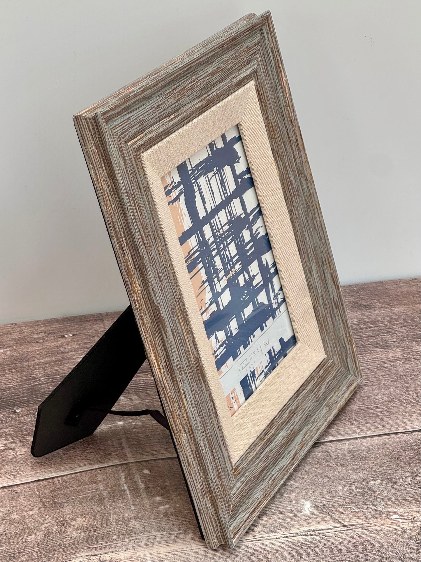 Shabby Chic Wooden Photo Frame, 5’ x 7’