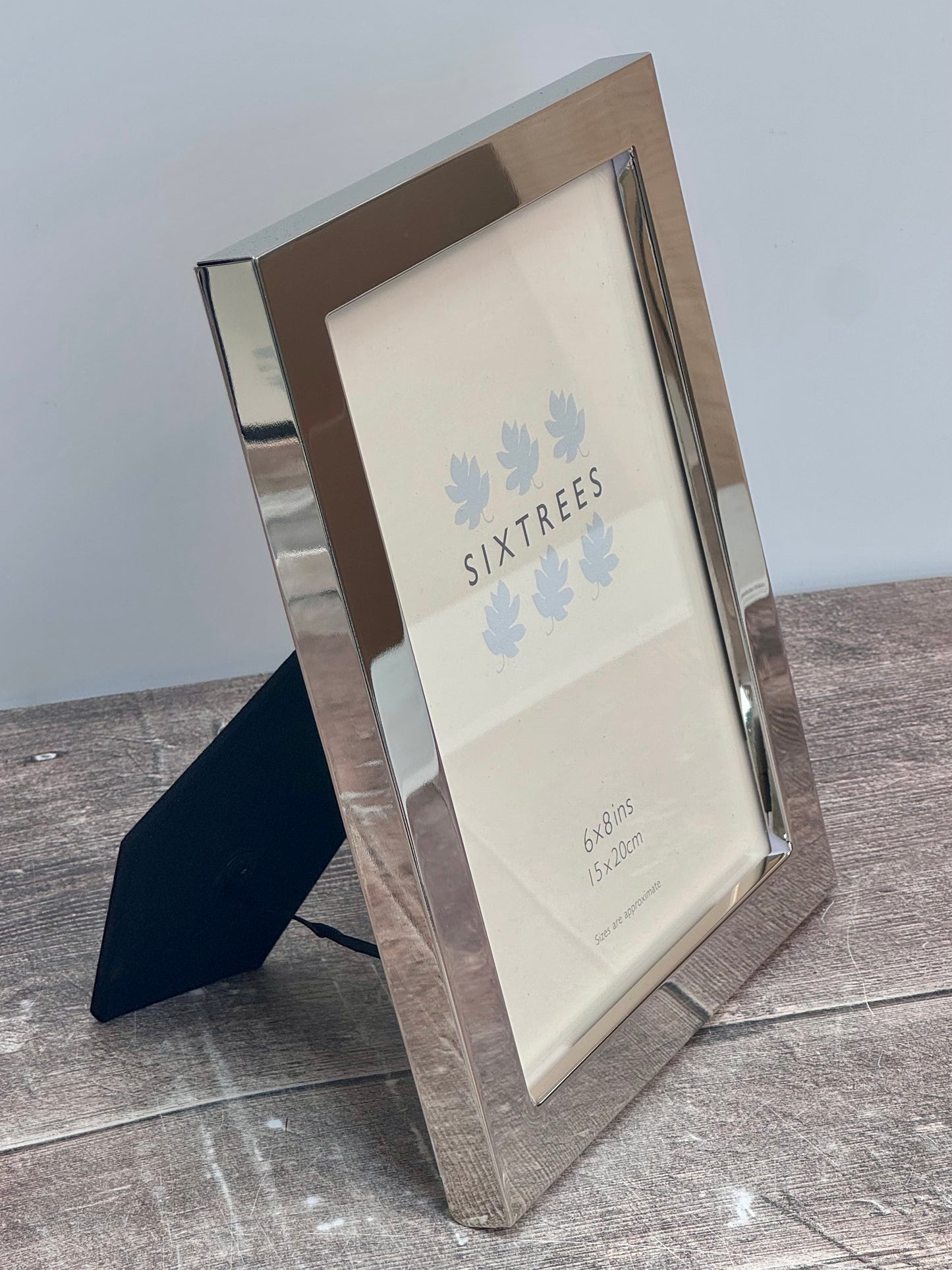 Sixtrees Mirror Effect Photo Frame, 6’ x 8’