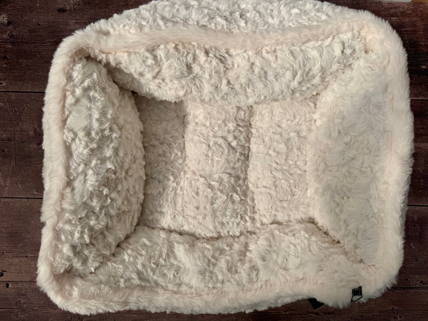 Nandog Pet Gear Ivory Cream Fluffy Soft Reversible Dog Bed, 52cm