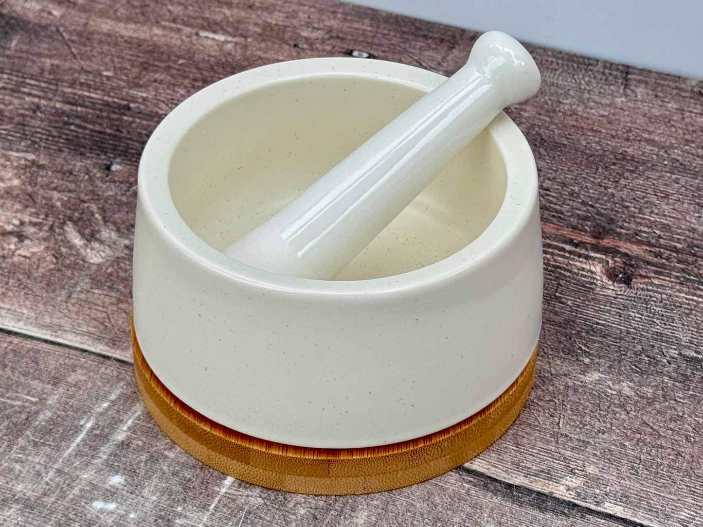 Scandi Home Cream and Wood Pestle and Mortar