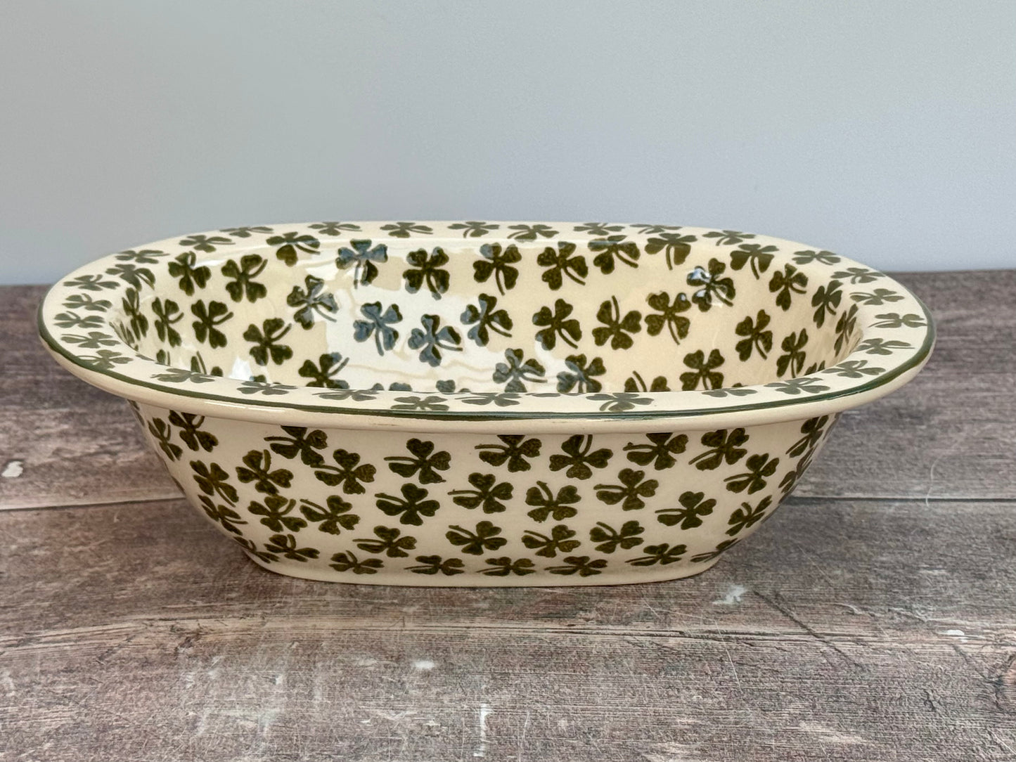 Four Leaf Clover Patterned Baking / Pie Dish, 24cm