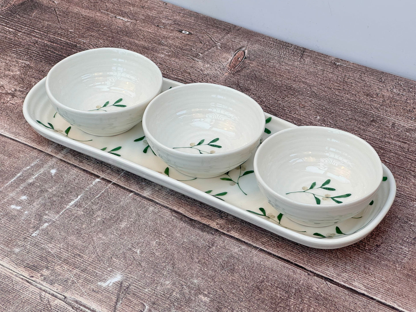 Sophie Conran Mistletoe Patterned Dip Bowls and Tray