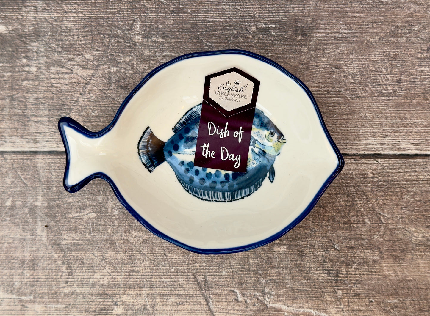 Small Fish Shaped Bowl with a Flat Fish Design