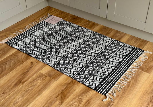 Black and White Geometric Patterned Rug, 69cm x 114cm