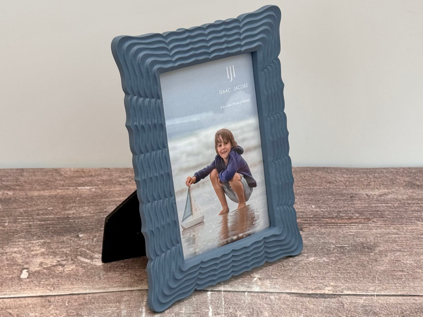 Isaac Jacobs Blue Wave Border Photo Frame, 4’ x 6’