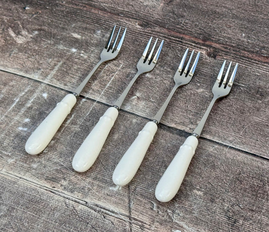 Set of 4 Fine China White Mary Berry Pastry/Dessert Forks