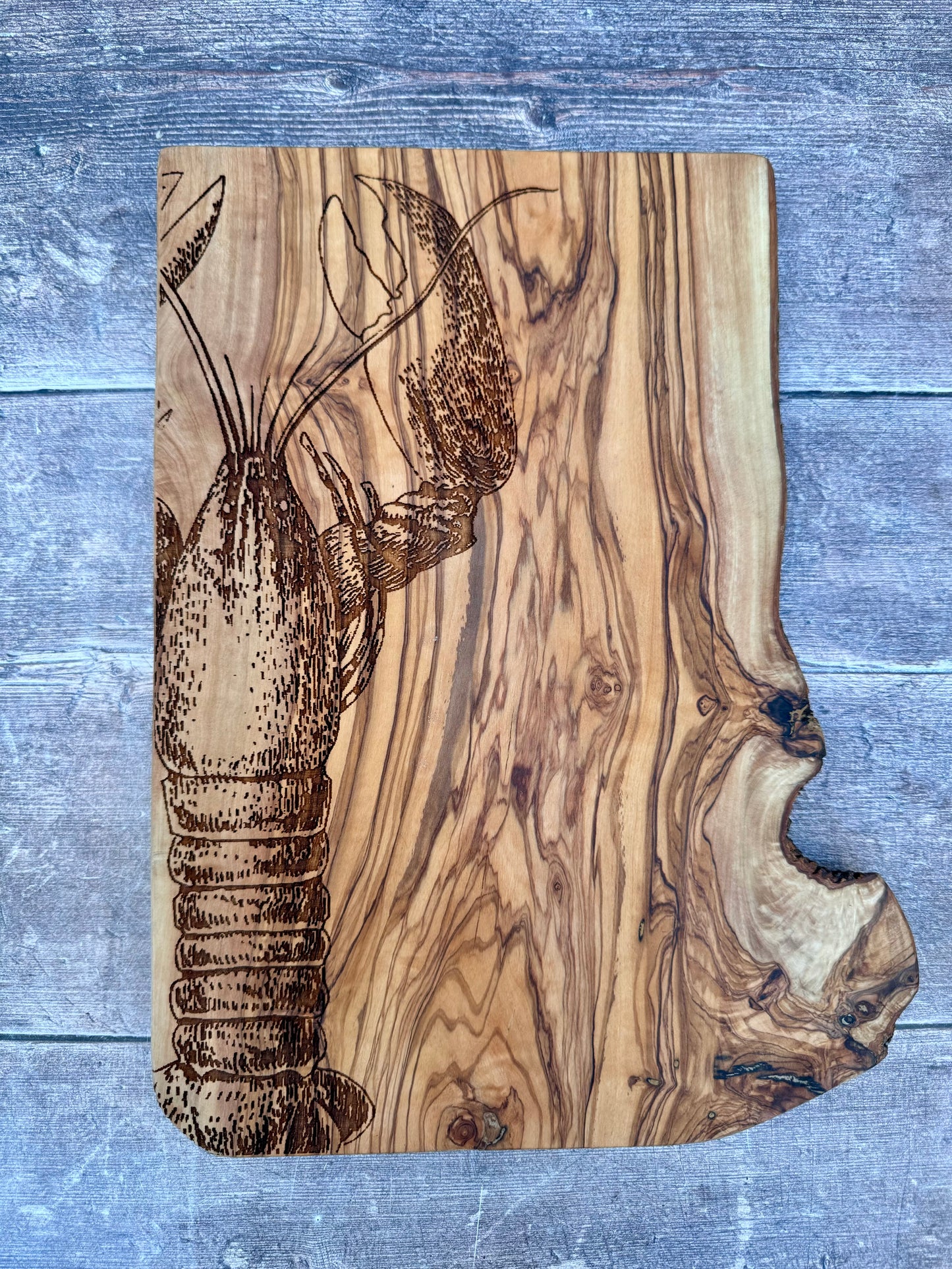 Lobster Olive Wood Serving/Cheese Board, Grain 1