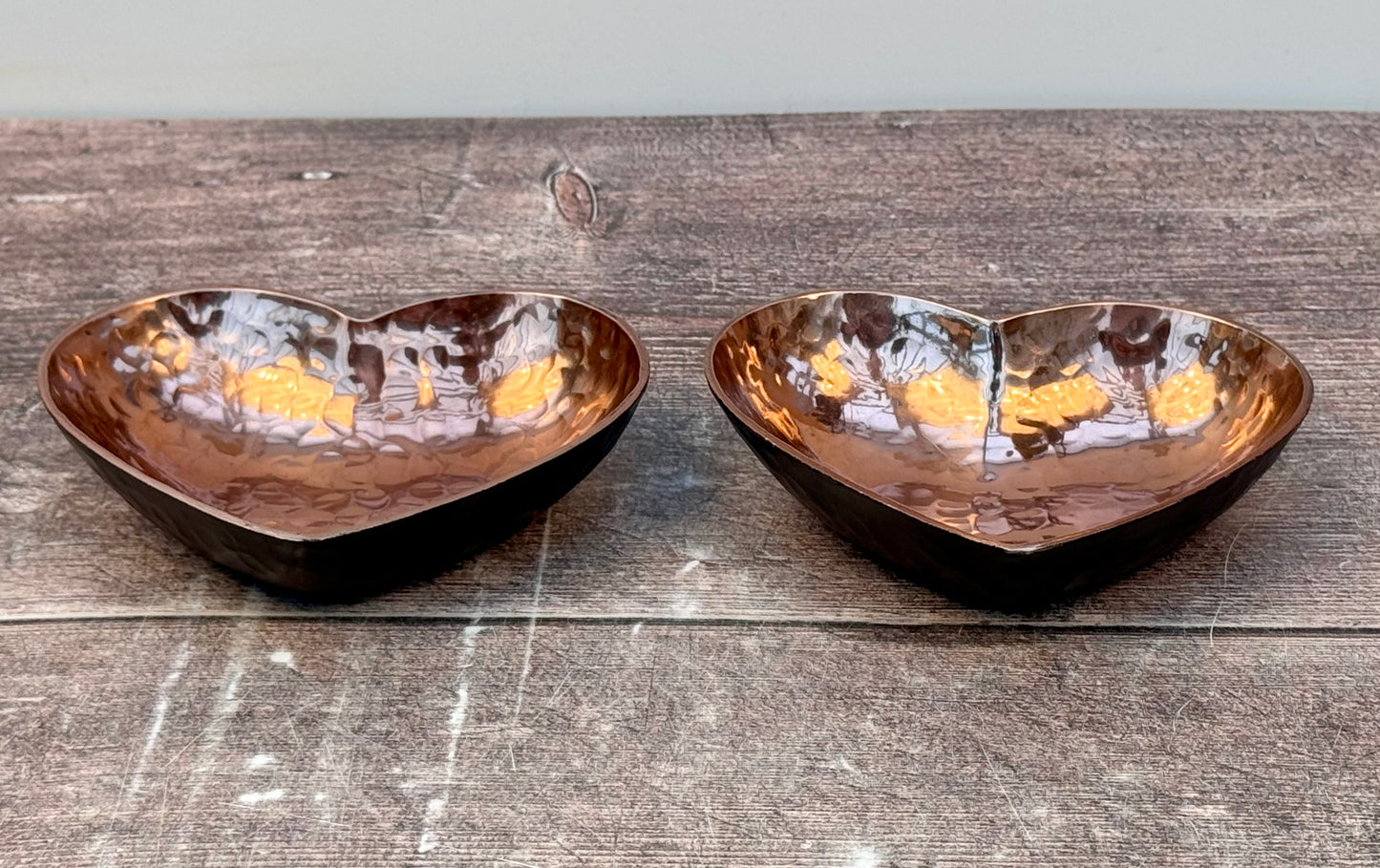 Set of 2 Heart Copper Serving Bowls and Slate Stand