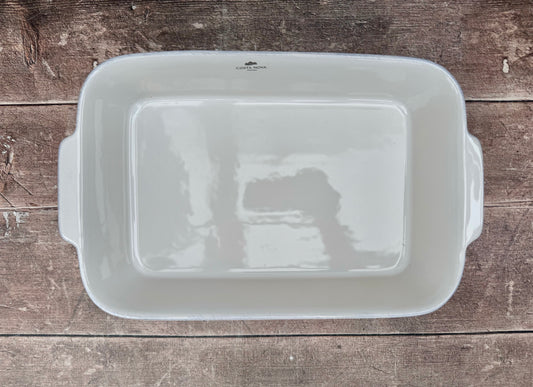 White Dot Pattern Rectangular Baking Dish, 33cm