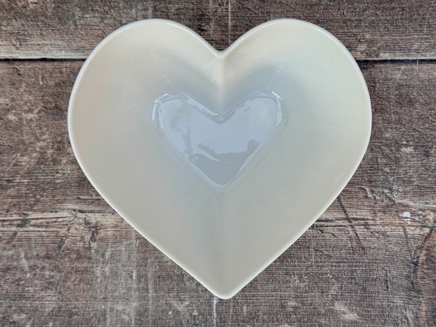 White Heart Bowl, 15cm