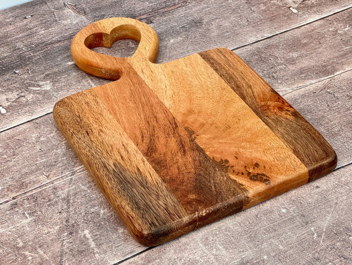 Heart Patterned Wood Serving/Chopping Board