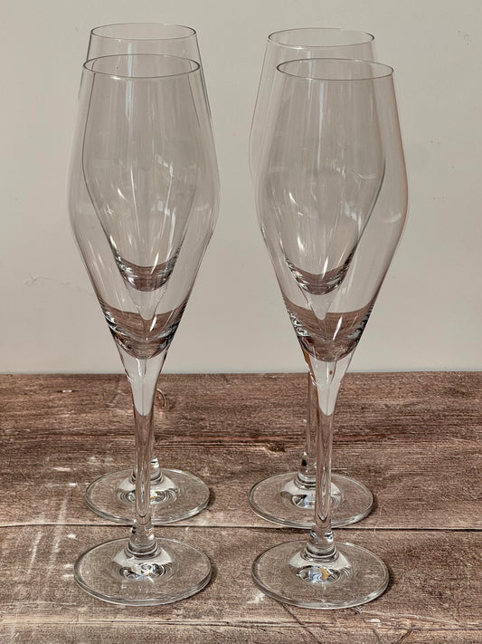 Set of 4 Villeroy & Boch Sparkling Wine/Champagne Flutes/Glasses