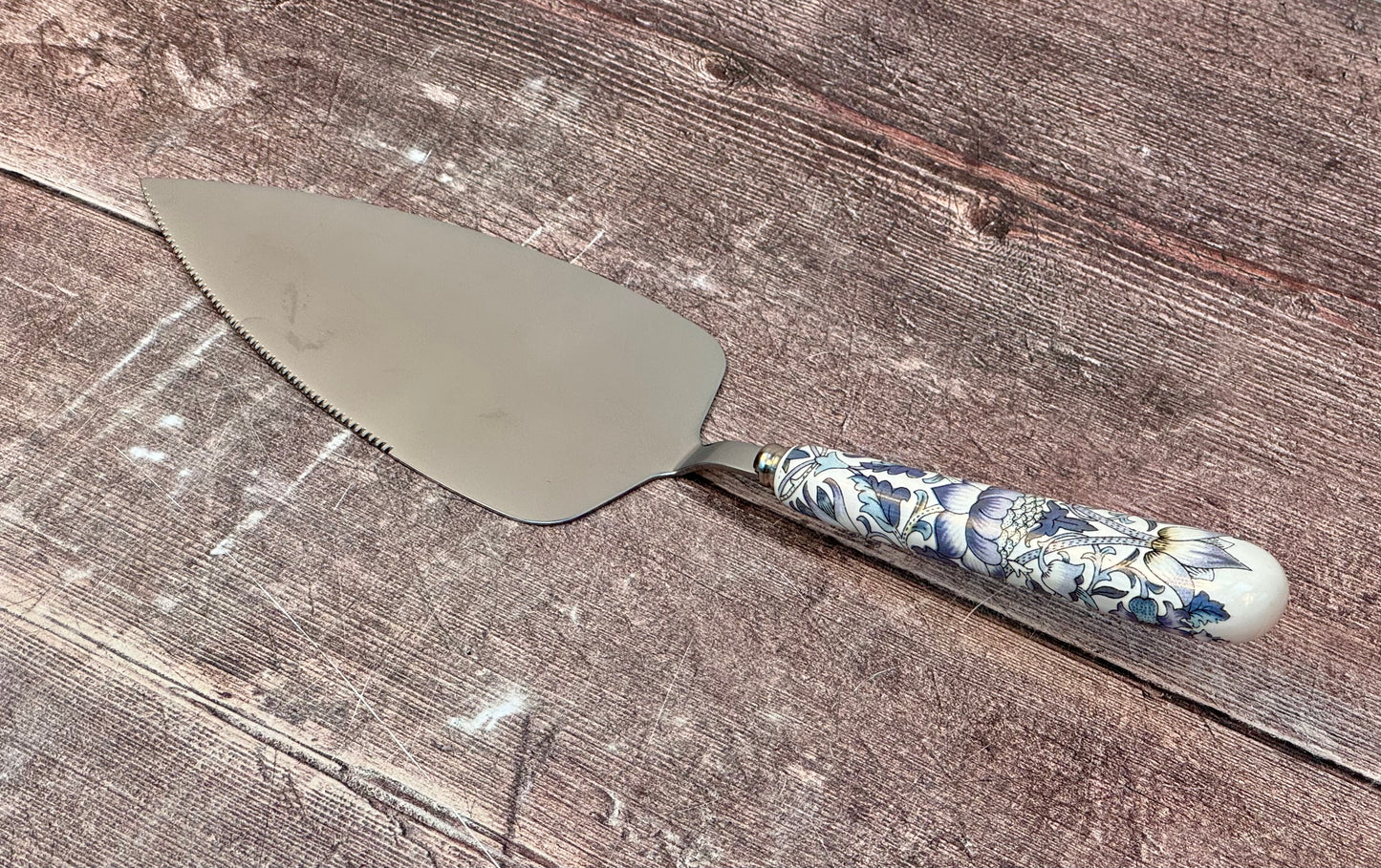 William Morris Lodden Purple Floral Patterned Cake Server