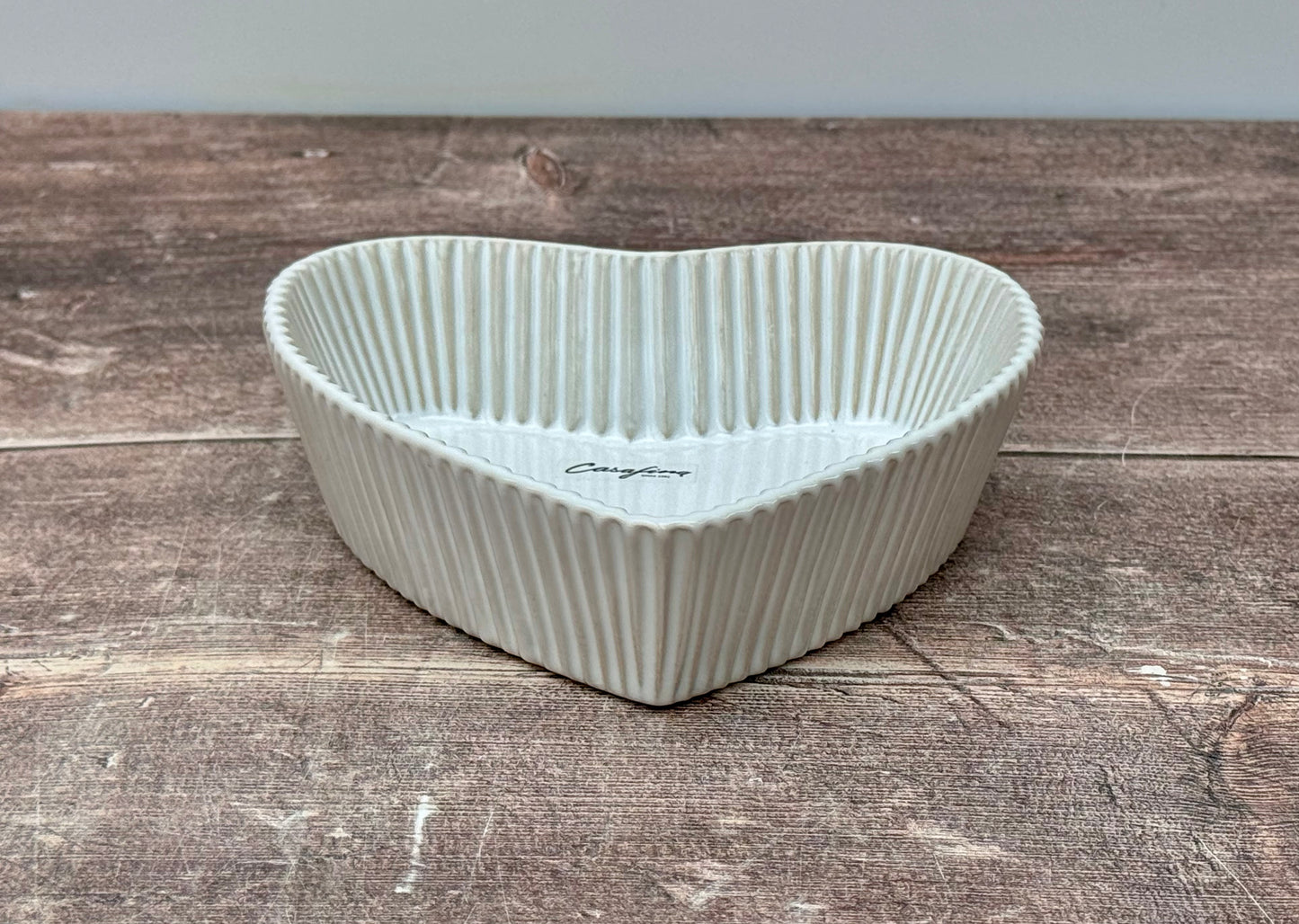 White Heart Small Baking Dish, 15cm