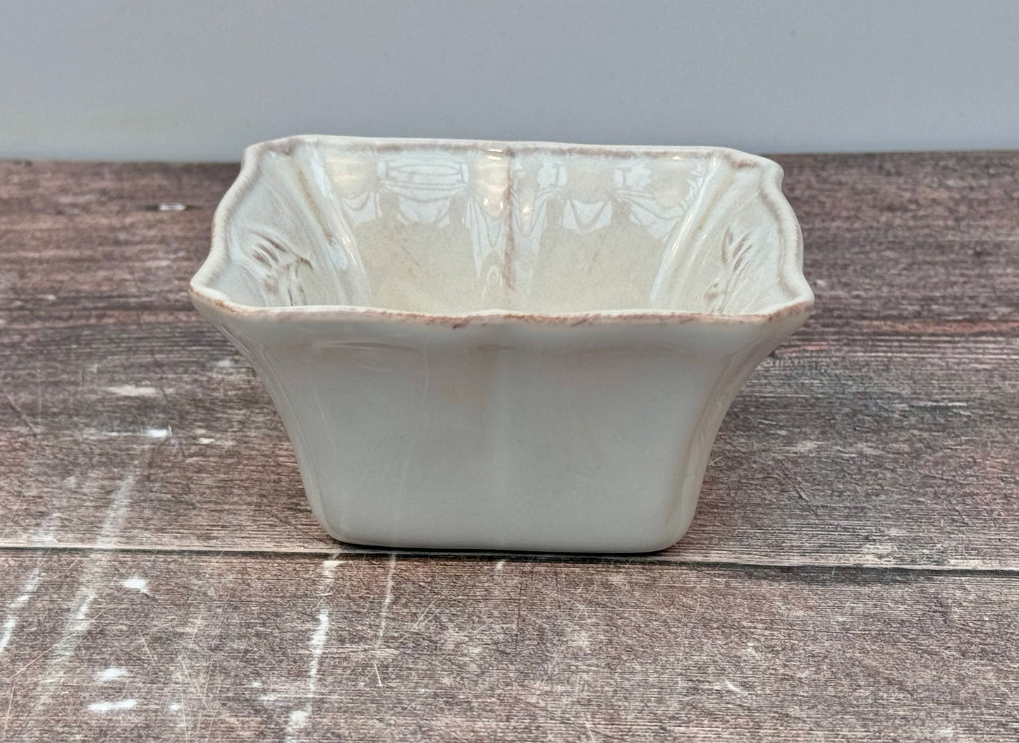 Cream Square Ramekin with Leaf Detail, 10cm