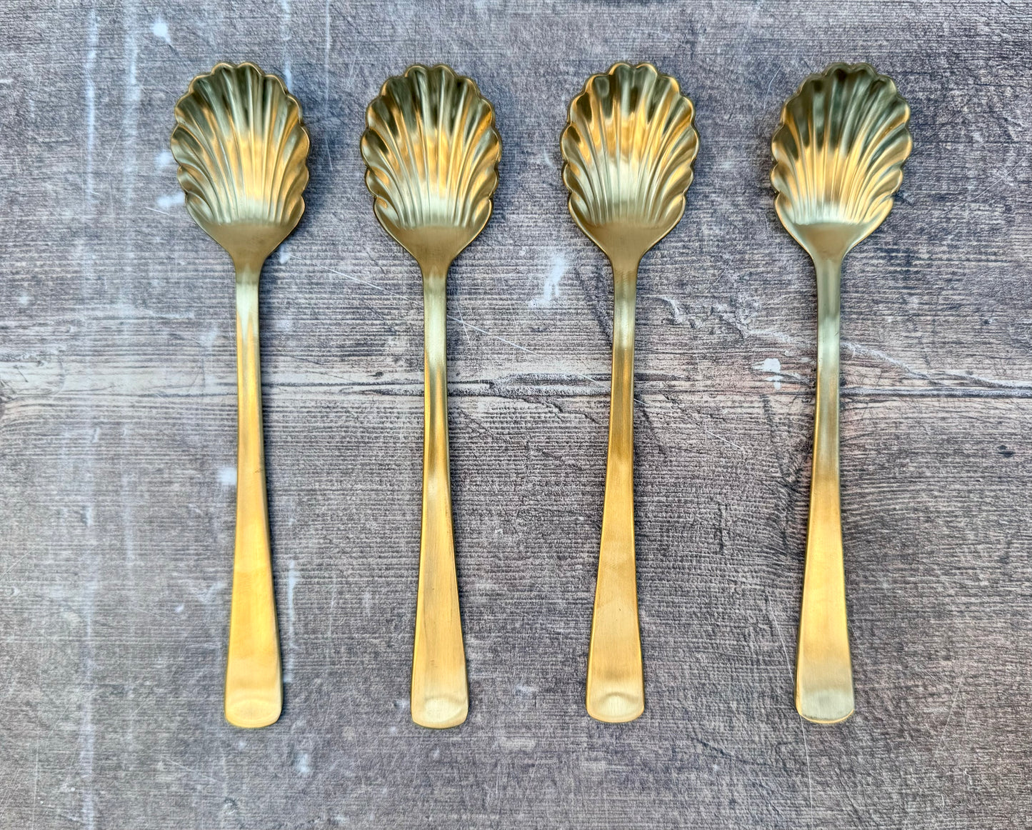 Set of 4 Gold Tone Stainless Steel Scallop Design Teaspoons