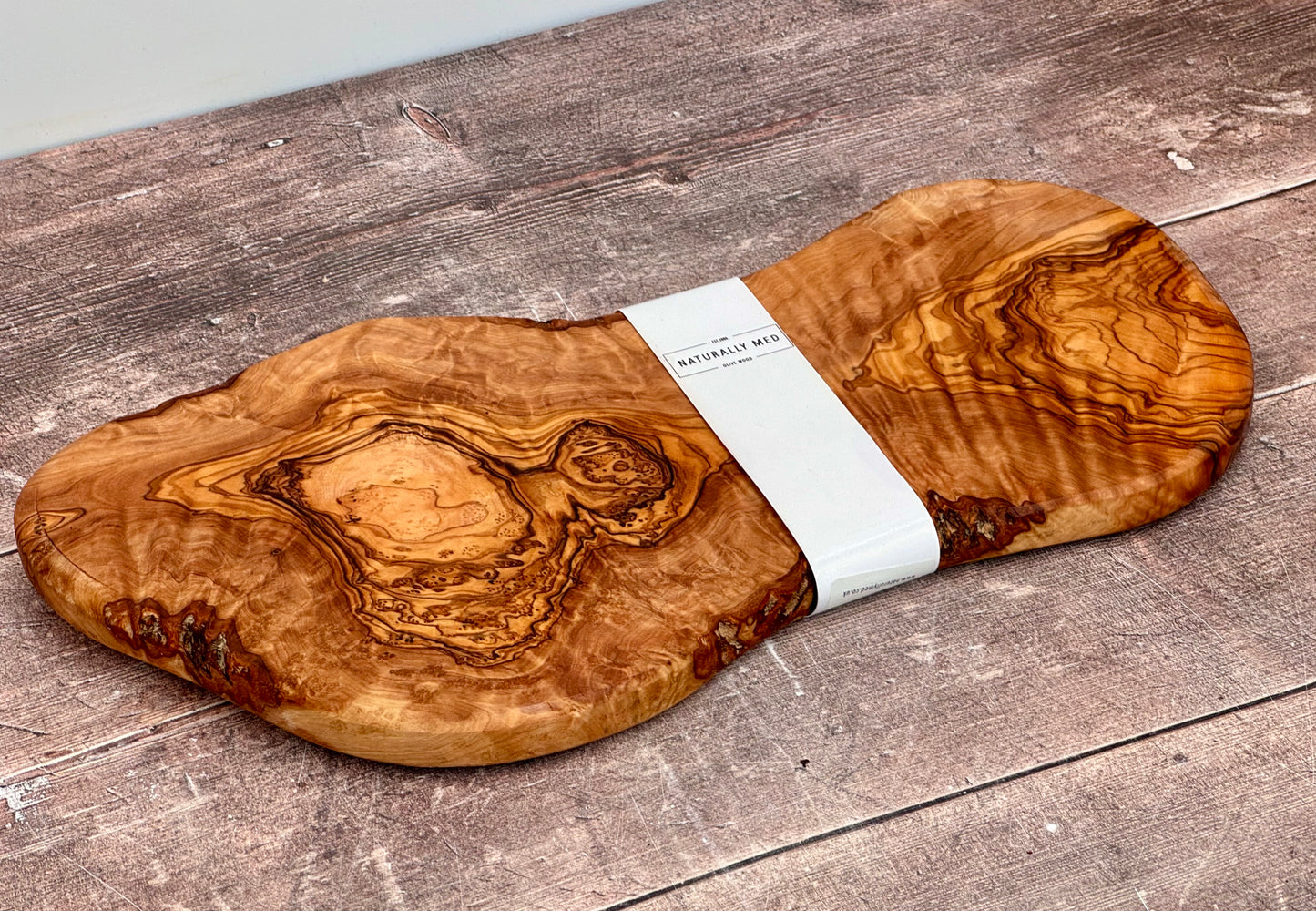 Olive Wood Serving/Cheese/Chopping Board, 40cm, Grain 1