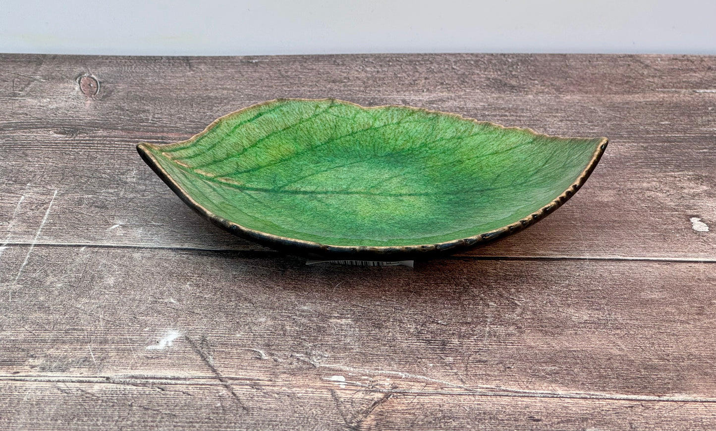 Green Hydrangea Leaf Plate, 17cm