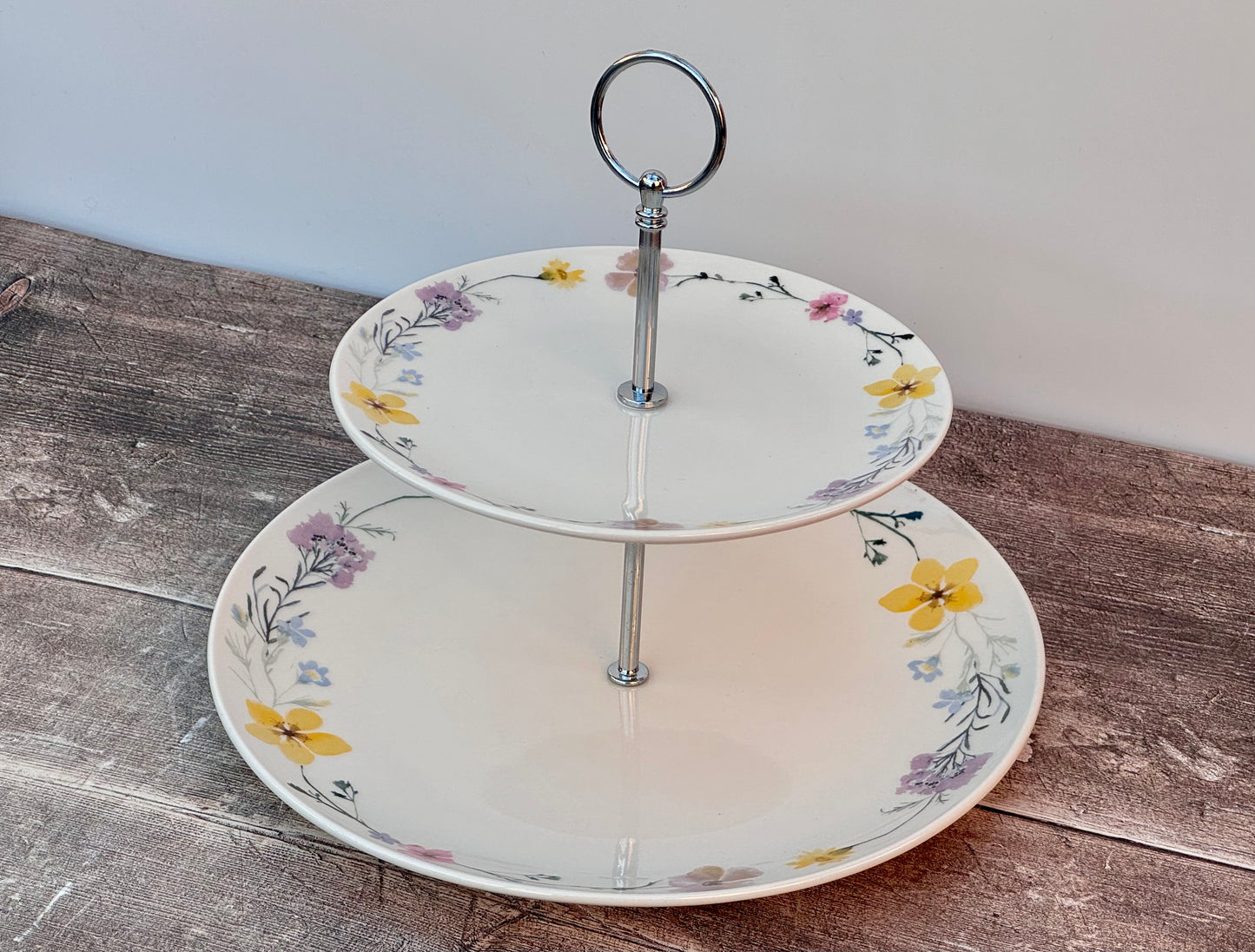 Flower Patterned 2 Tier Cake Stand