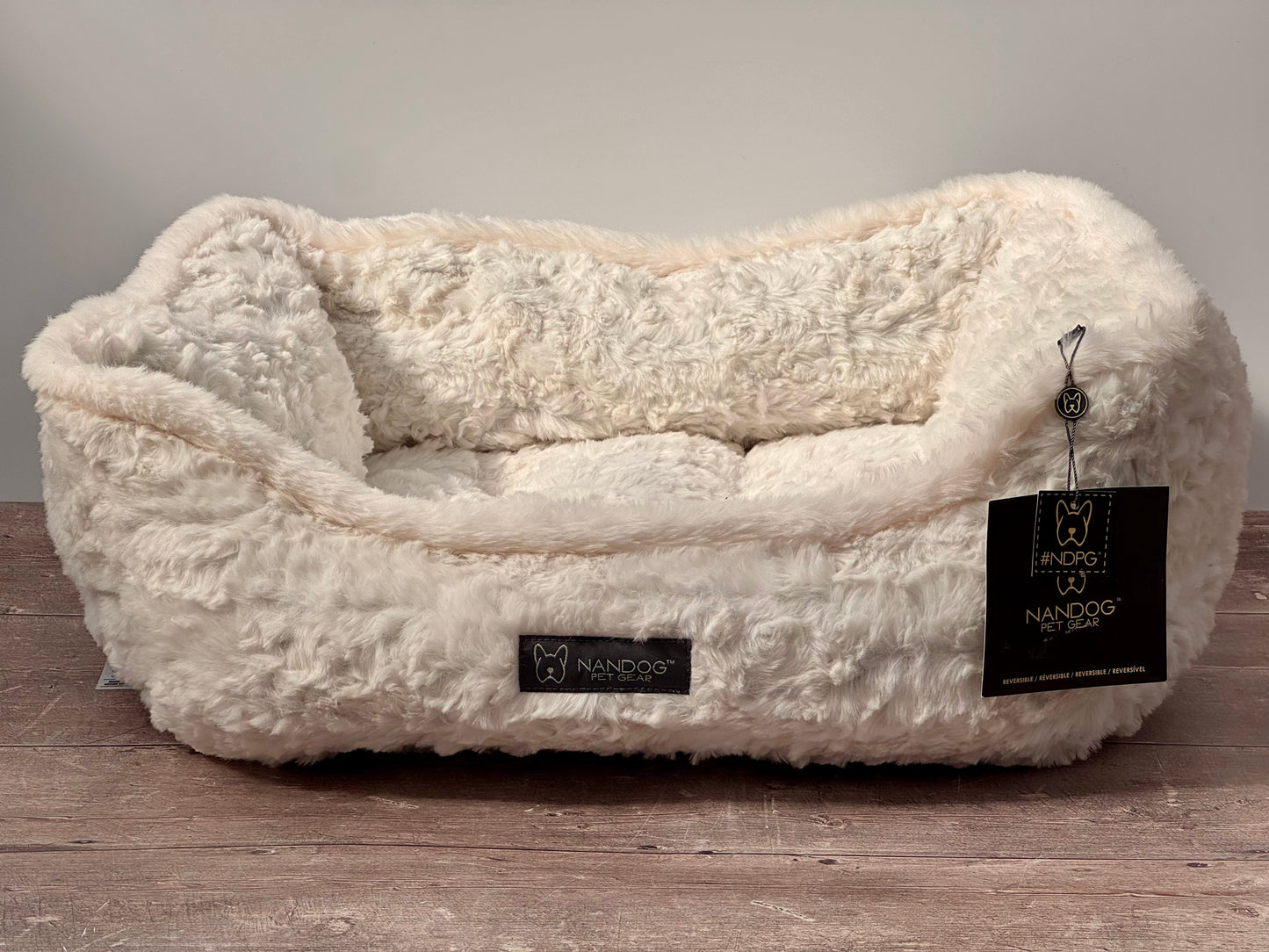 Nandog Pet Gear Ivory Cream Fluffy Soft Reversible Dog Bed, 52cm
