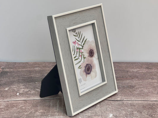 Isaac Jacobs Grey Photo Frame, 4’ x 6’