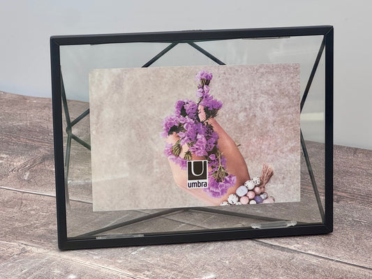 Black Prisma Photo Frame, 4’ x 6’