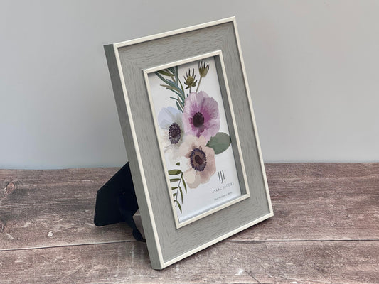 Isaac Jacobs Grey Photo Frame, 5’ x 7’