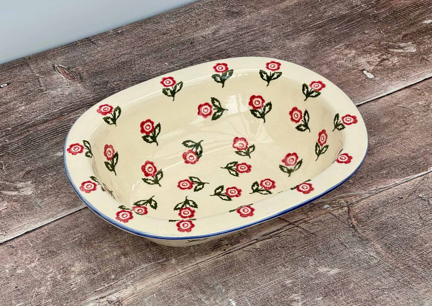 Scattered Rose Patterned Baking / Pie Dish, 24cm