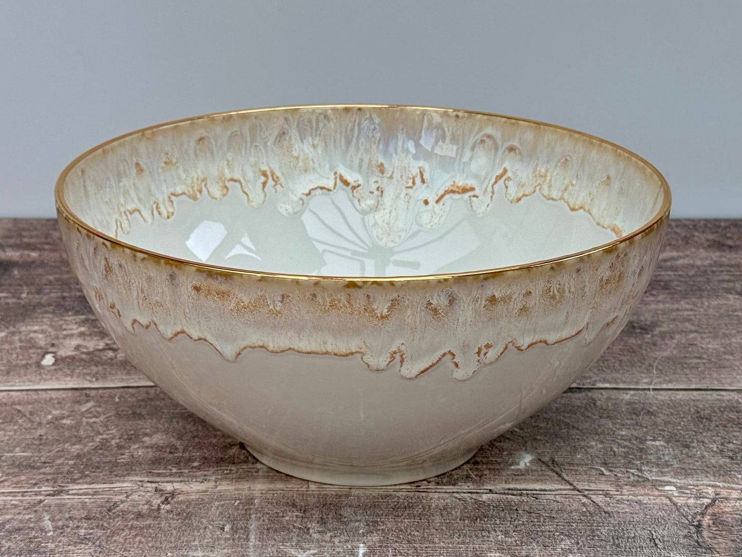 White and Gold Deep Serving Bowl, 23.5cm