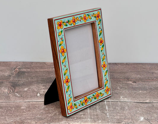 Hand Painted Photo Frame 4’ x 6’ - Turquoise Flower Design