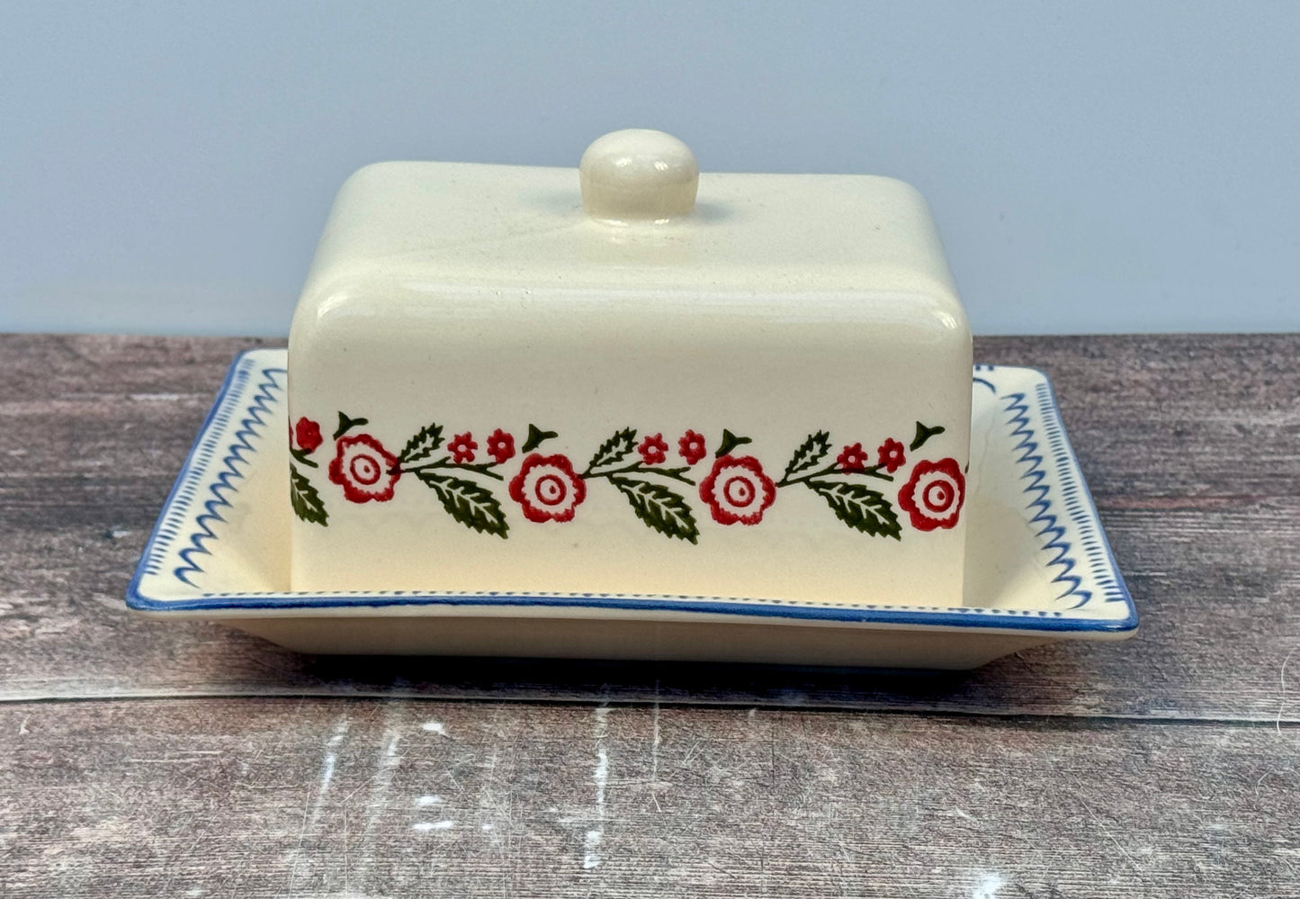 Rose Garland Patterned Butter/Cheese Dish