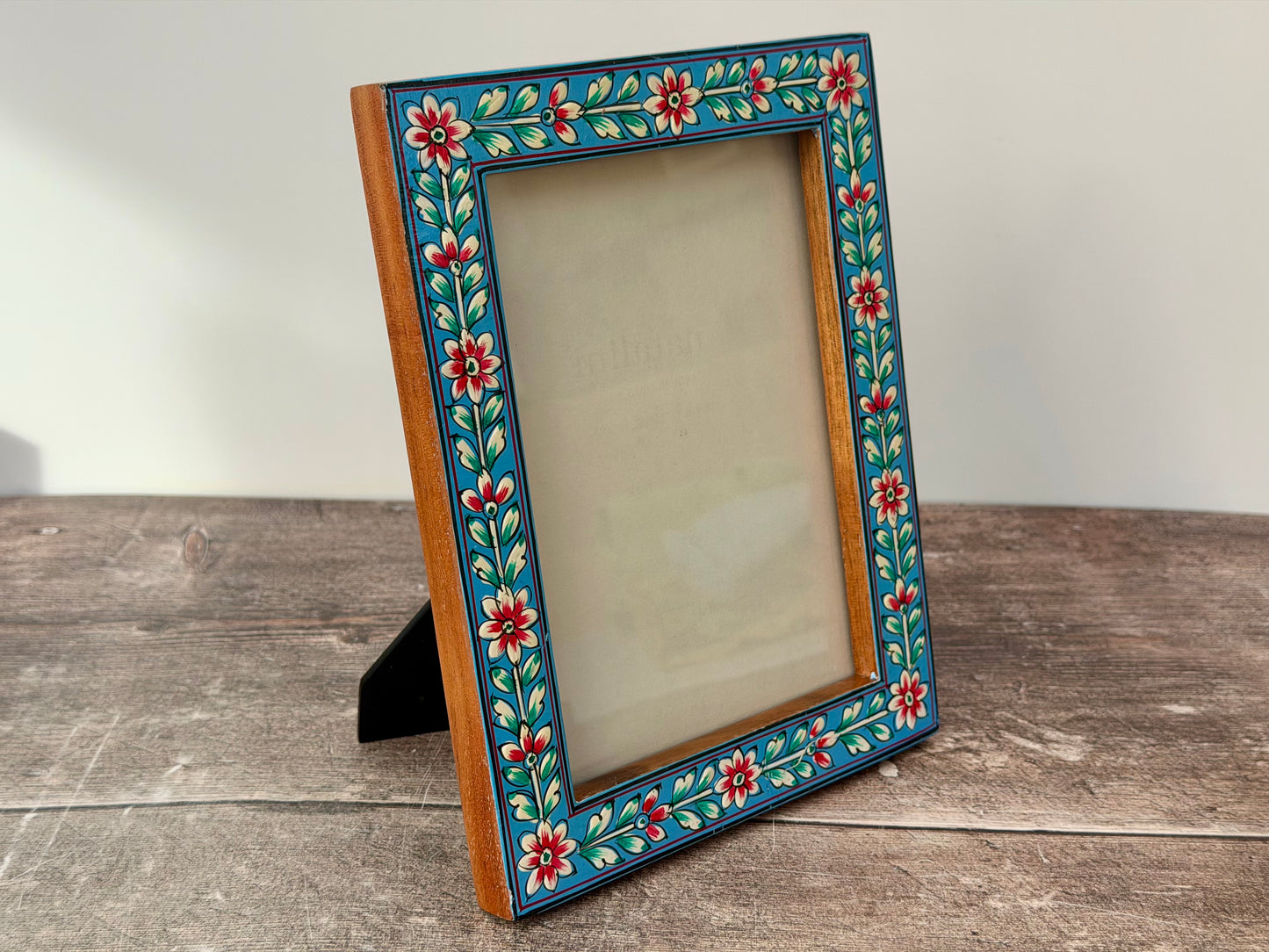 Hand Painted Photo Frame 5’ x 7’ - Pale Blue Flower Design