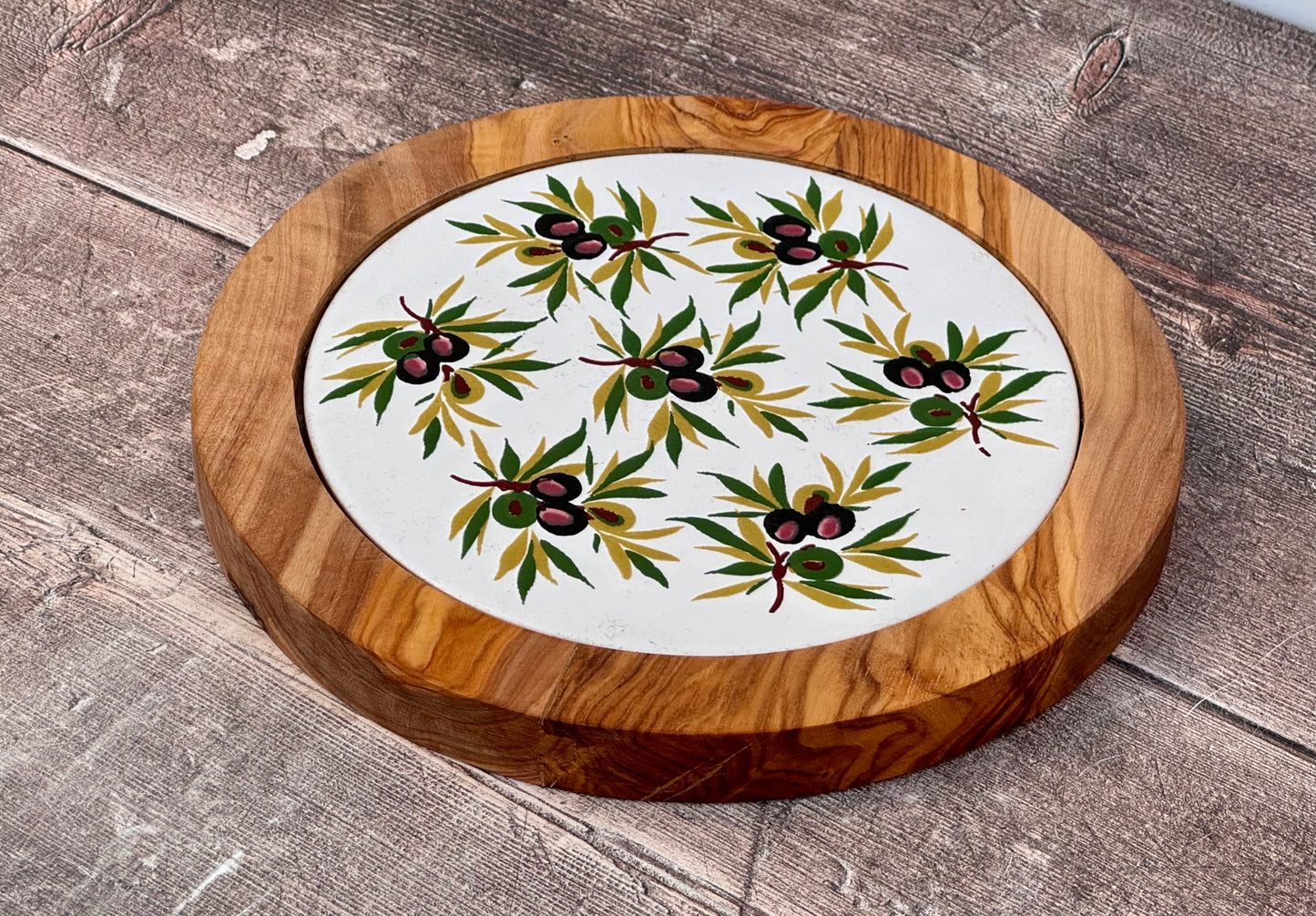 Olive Patterned Olive Wood Serving/Cheese Board