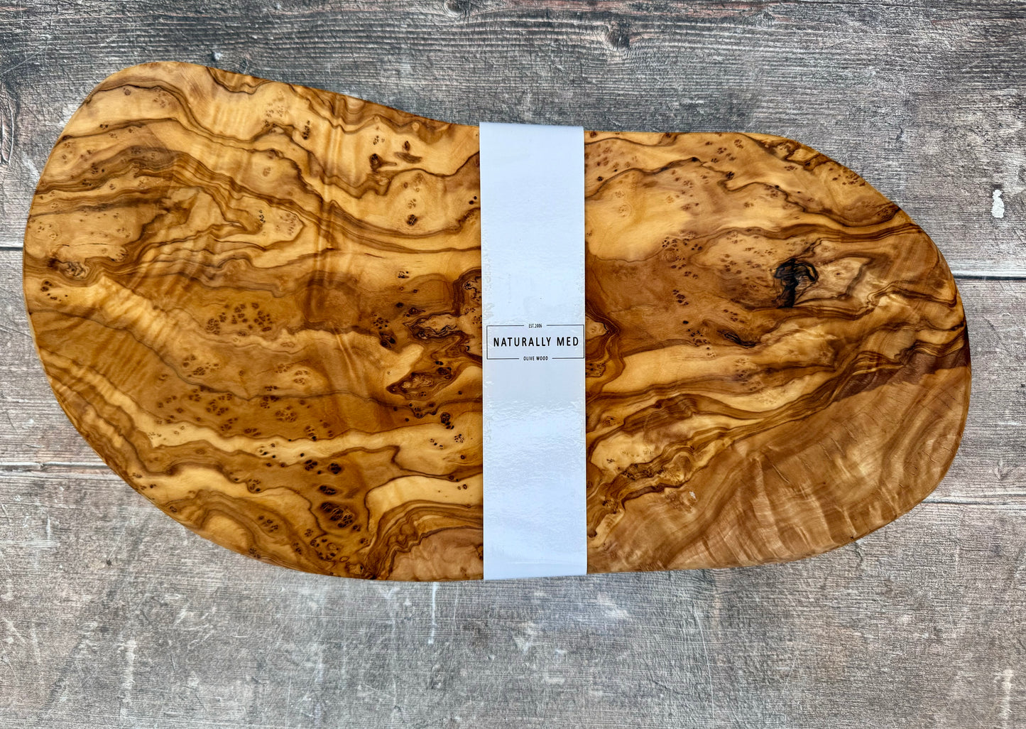 Olive Wood Serving/Cheese/Chopping Board, 40cm, Grain 5