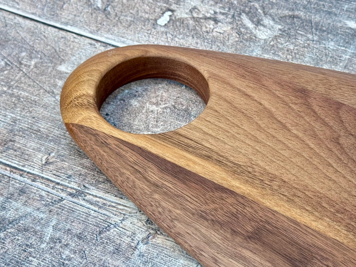 Walnut Wood Serving/Chopping Board