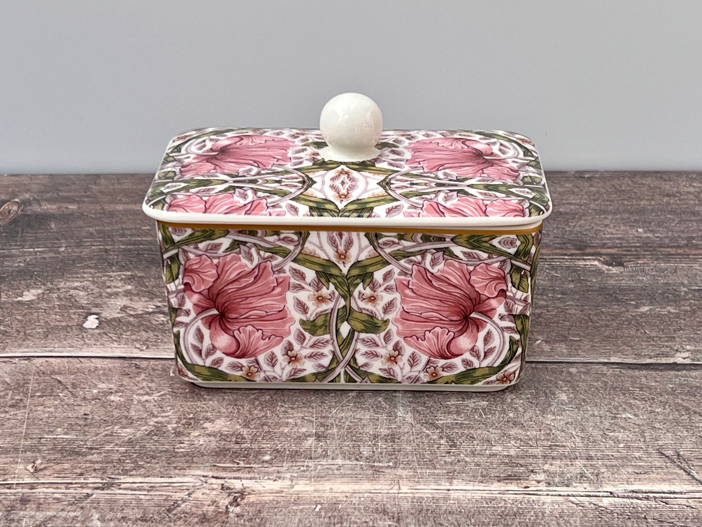 William Morris Pimpernel Floral Patterned Butter Dish