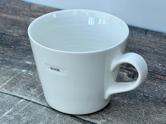 White ‘mum’ Mug