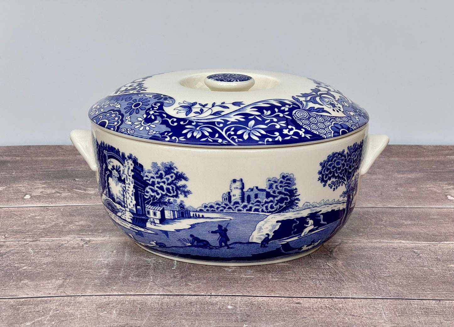 Spode Blue Italian Round Casserole Dish, 22cm