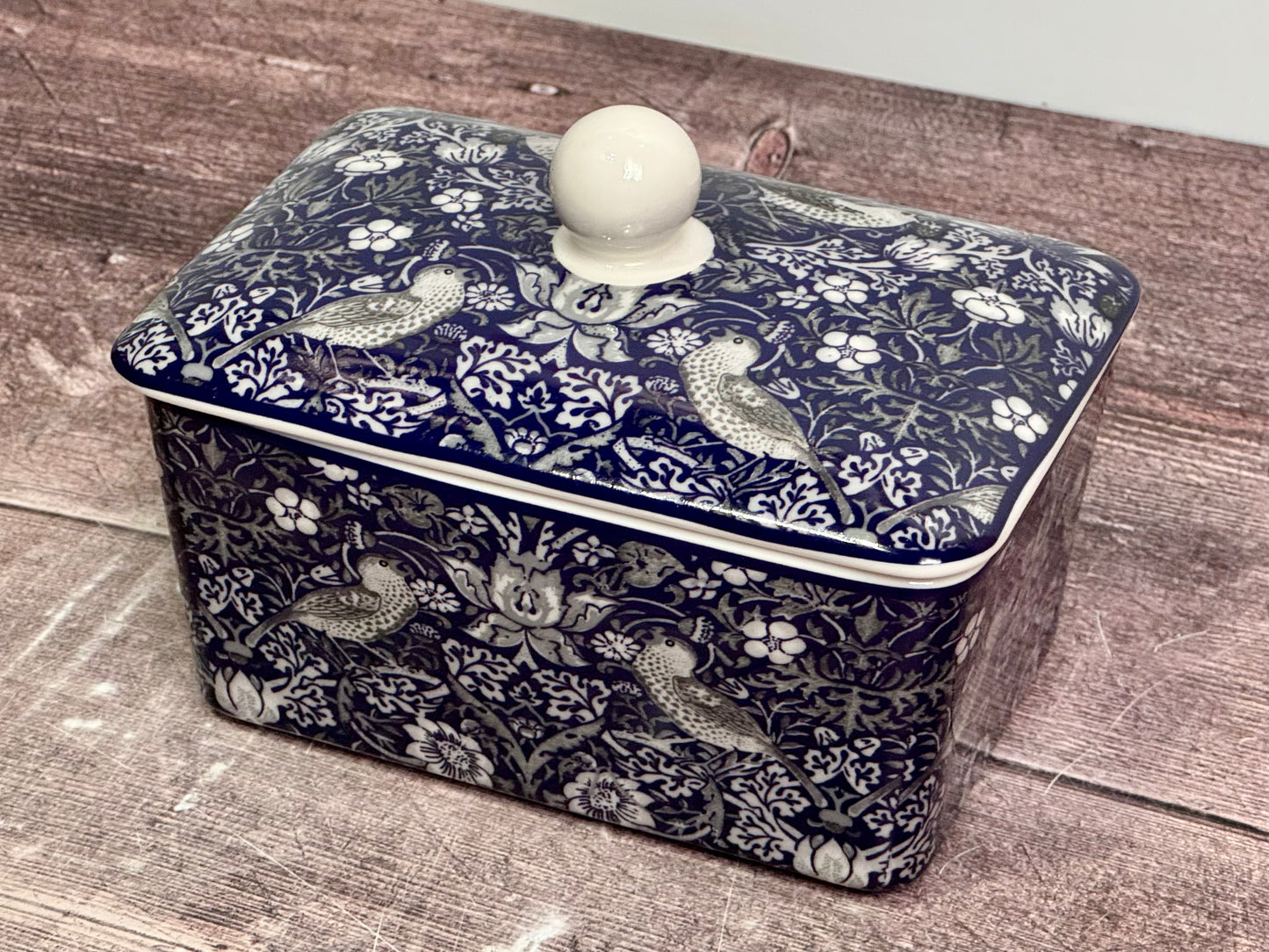 William Morris Blue Strawberry Thief Patterned Butter Dish