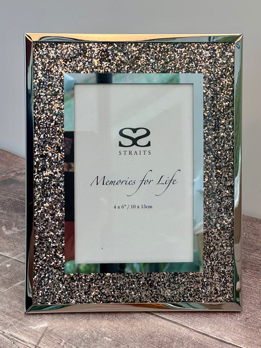 Glitter Photo Frame, 4’ x 6’