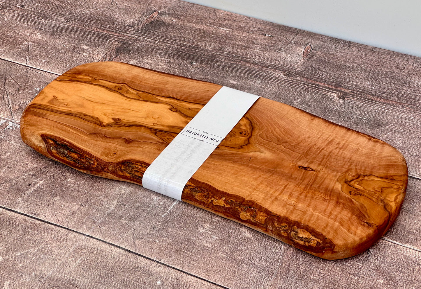 Olive Wood Serving/Cheese/Chopping Board, 40cm, Grain 2