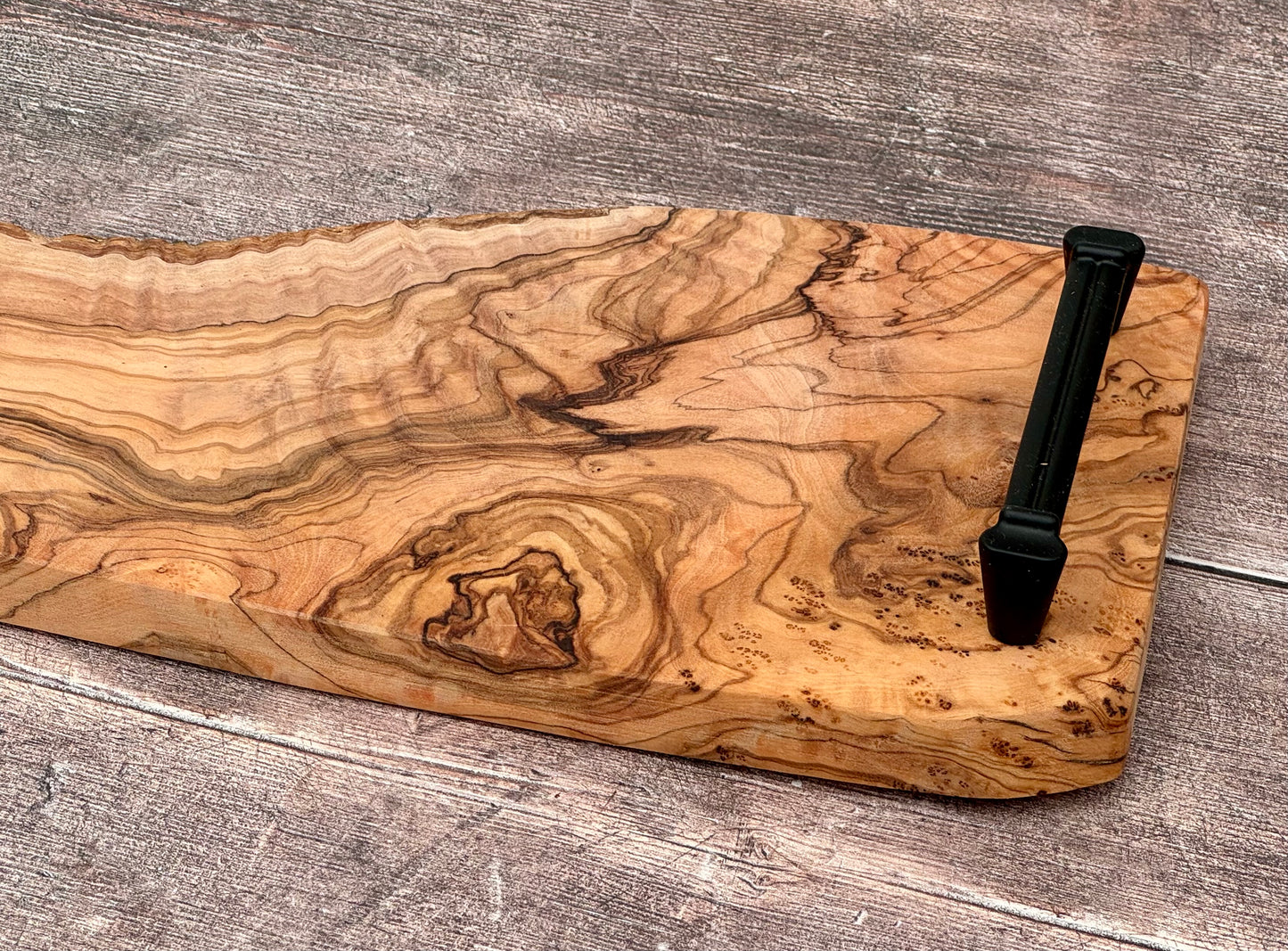 Olive Wood Serving/Cheese Board with Handles, Grain 1