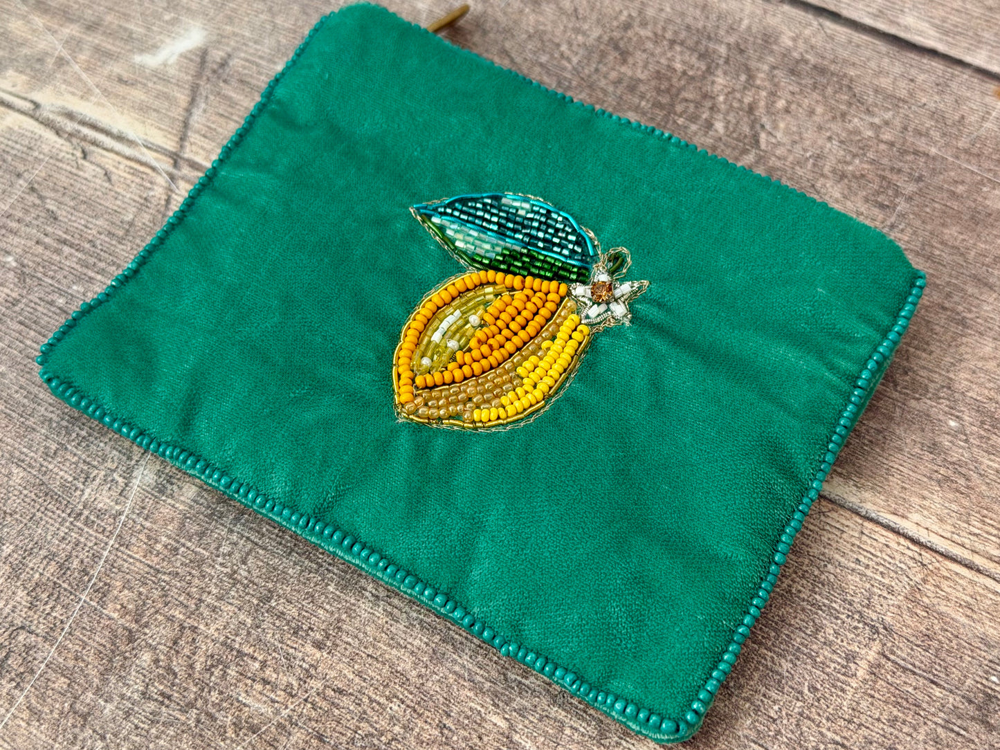 Small Green Lemon Beaded Purse