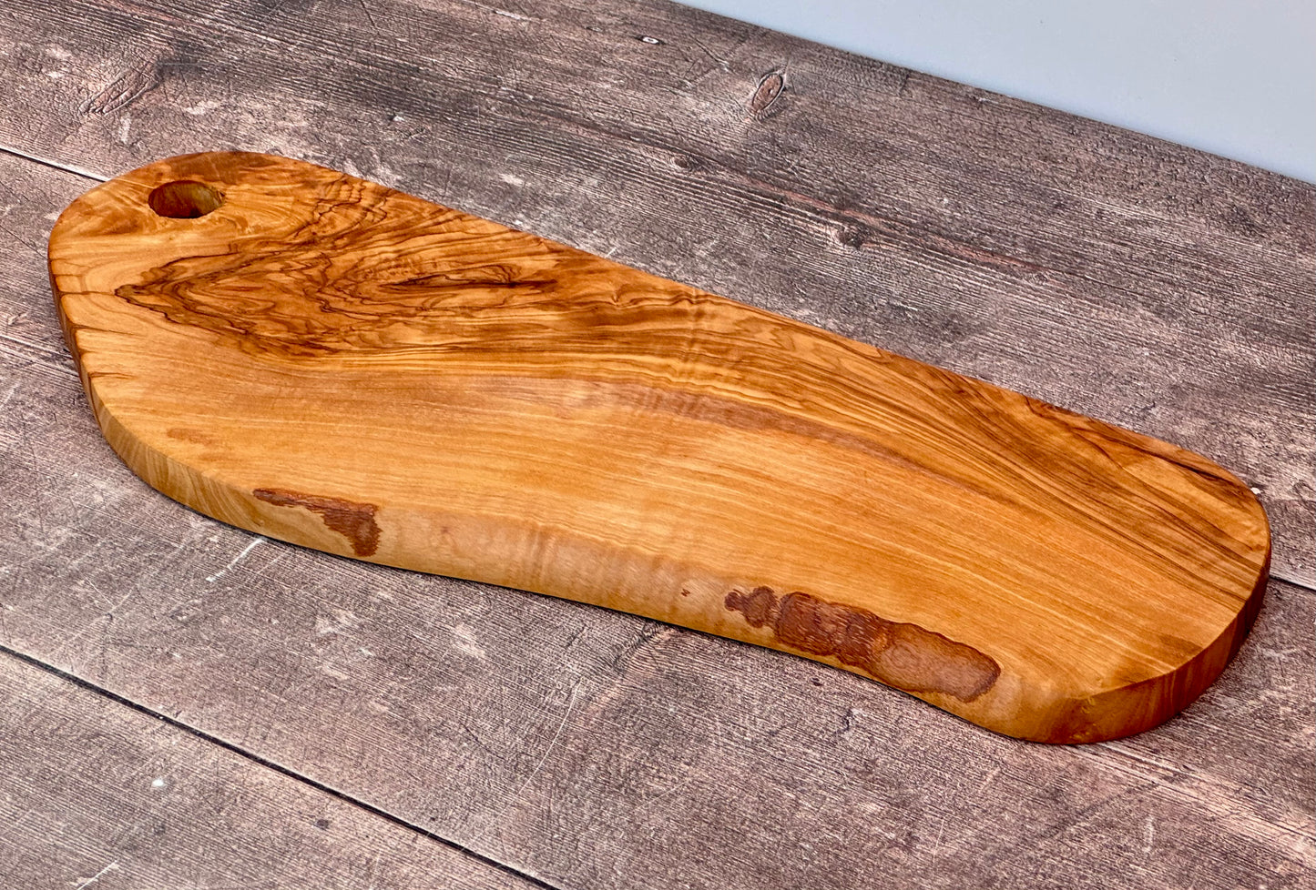 Olive Wood Serving/Cheese/Chopping Board, Grain 4