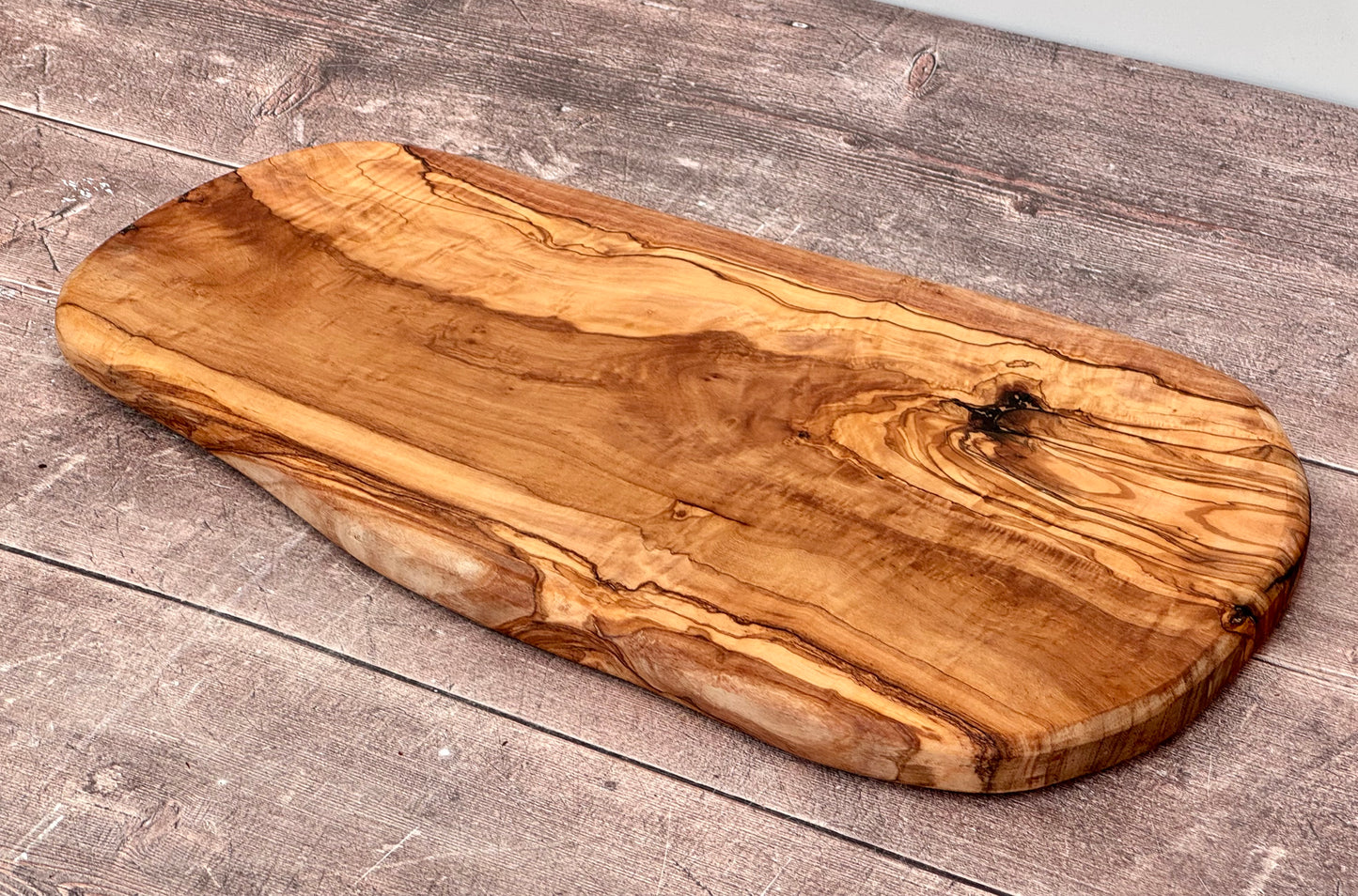 Olive Wood Serving/Cheese/Chopping Board, 40cm, Grain 3