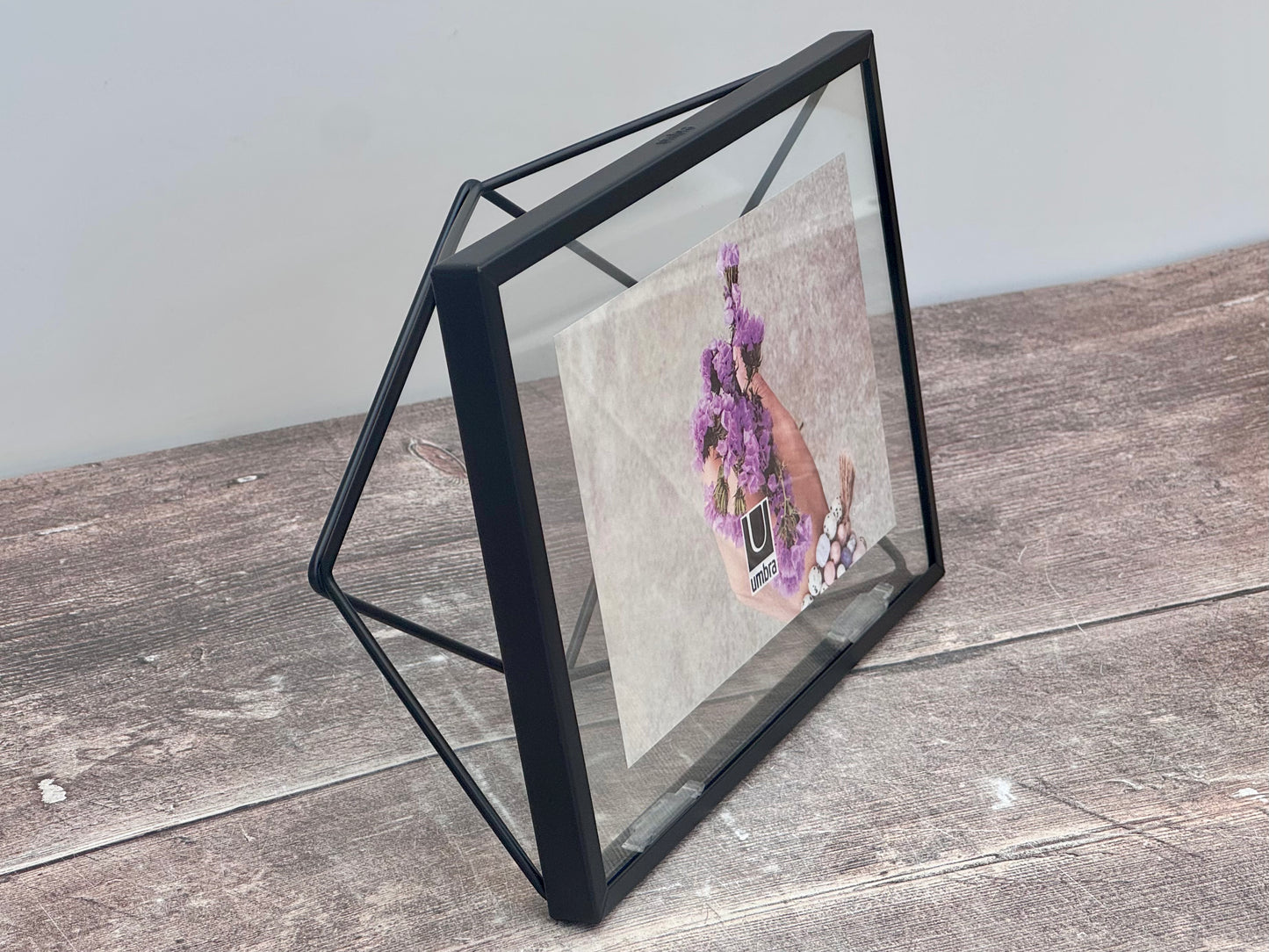Black Prisma Photo Frame, 4’ x 6’