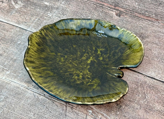 Dark Green Alchemille Leaf Plate, 18cm